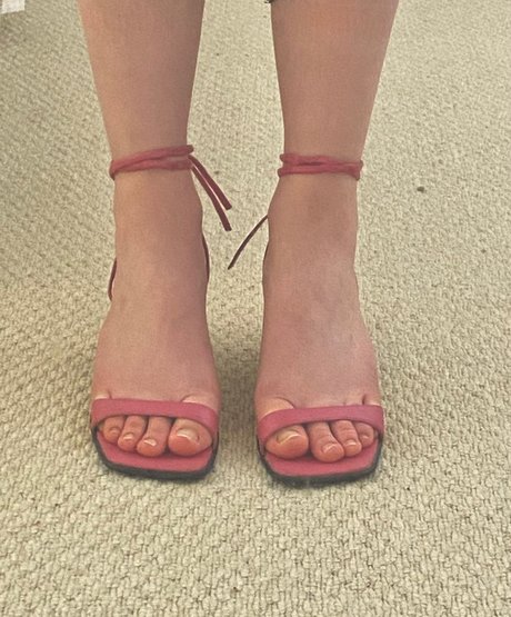 Feet Pics_ top actress archive