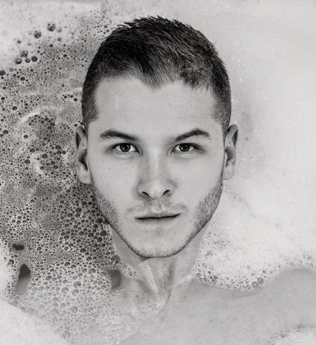 Adam Meyer art model img