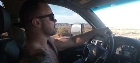 black threesome onlyfans pretty images