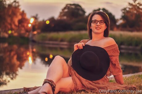 Ray Jae model free images