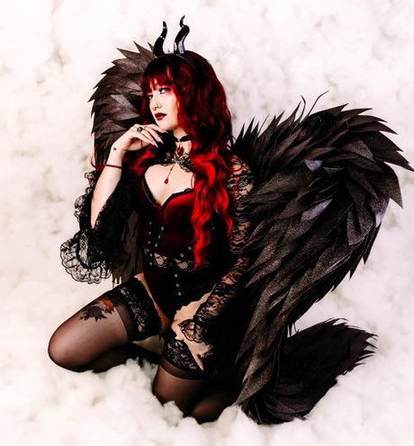 Randi Lynn erotic pornstar image