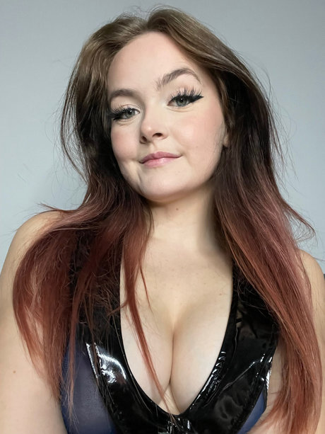 mature asian onlyfans nudes photo