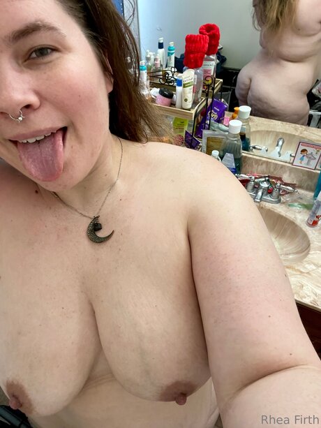 r NO PPV xxx star picture