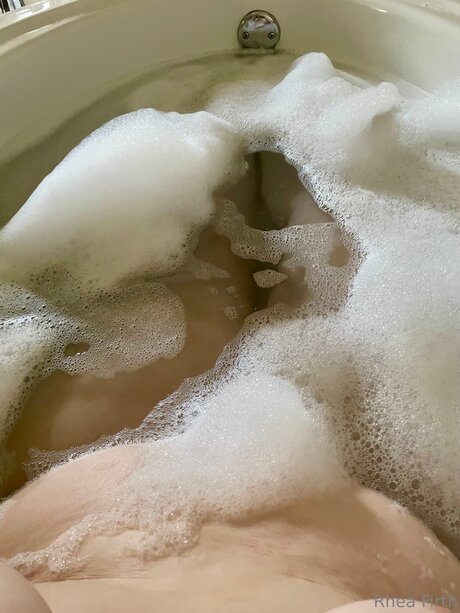 r NO PPV model adult image