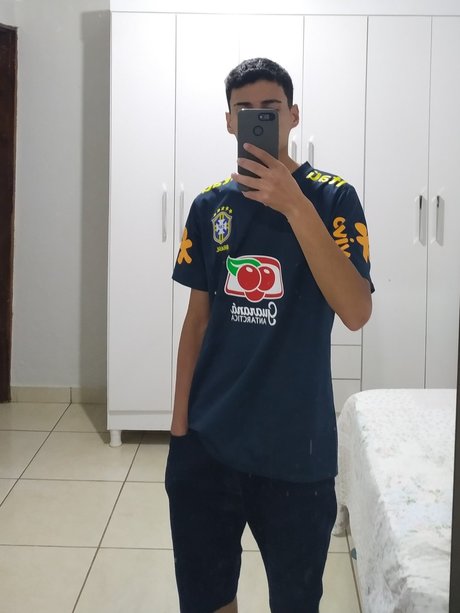 Renan Gomes pornstar sexy photos