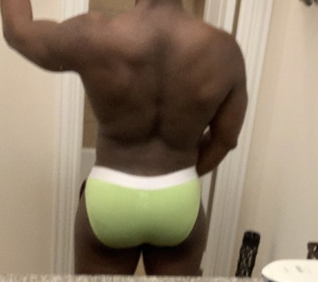 Roger Foot perfect model pic