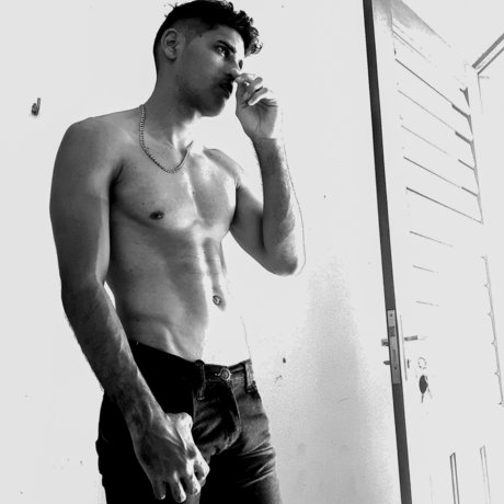 Robert Alexander pornographic actress pictures