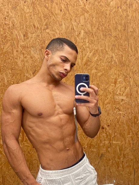 Henrique Santos star sex img