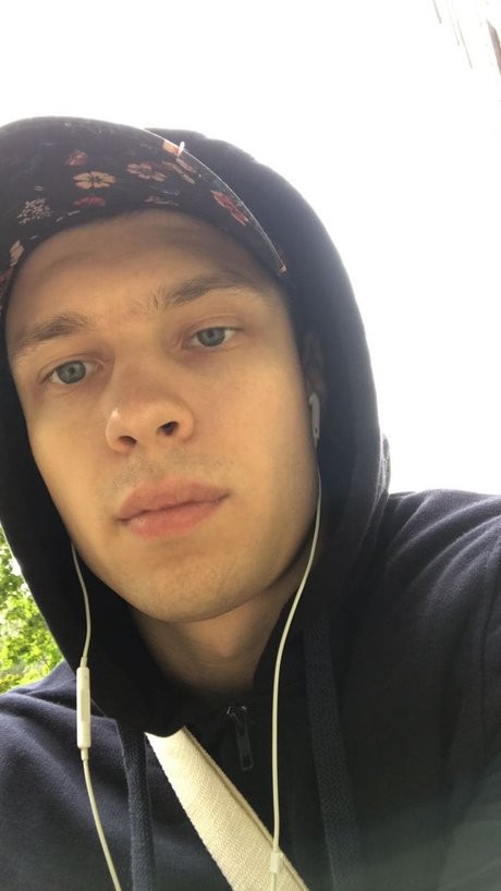 Rickyricky star hot picture