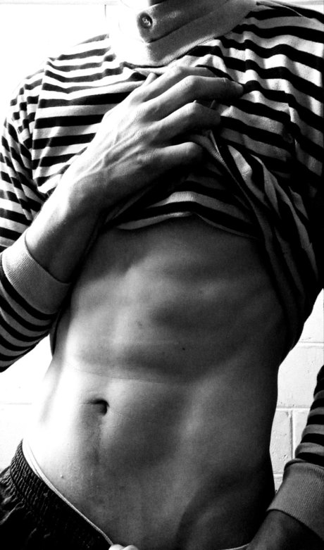 Ruster model pretty img