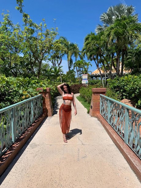 Russian Doll star porn img