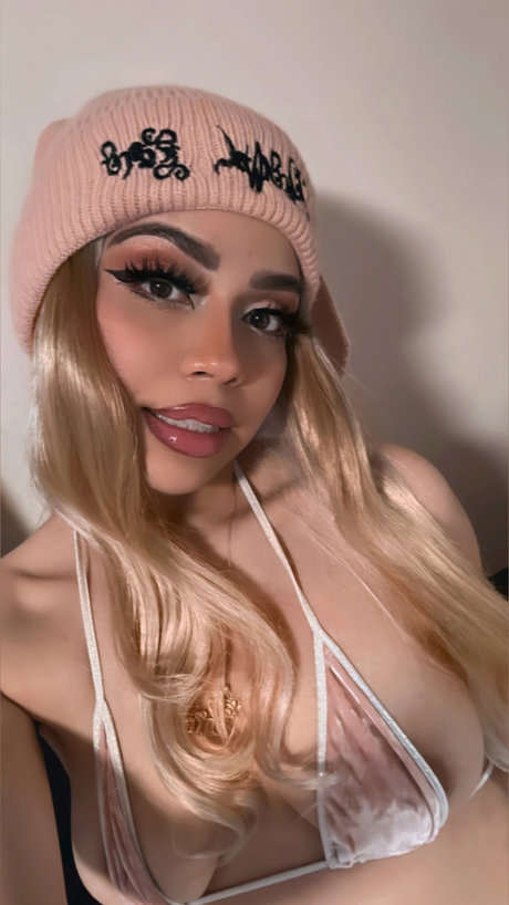 Rubi Divine model erotic photo