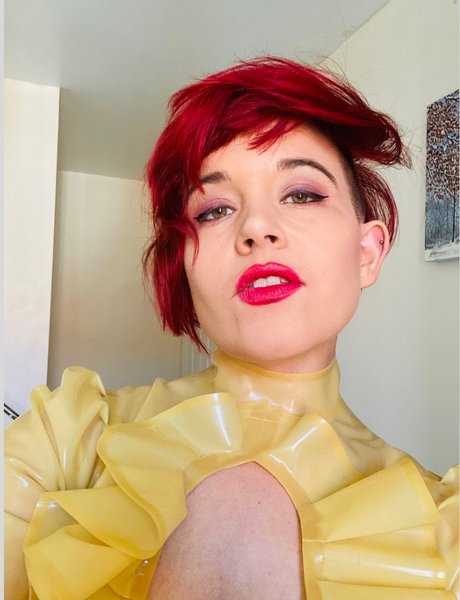 RubberEmily model best pics