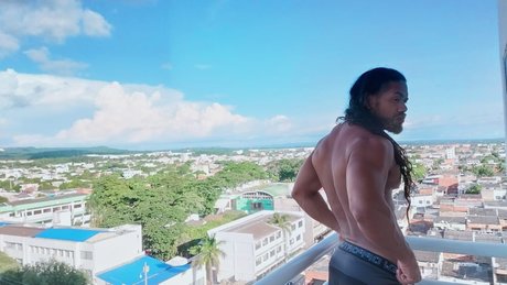 Rtropical top star image