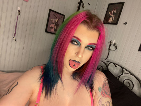 FULL VIDS NO PPV model sexy image