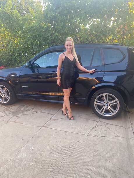 RoxyLittleAngel star erotic image