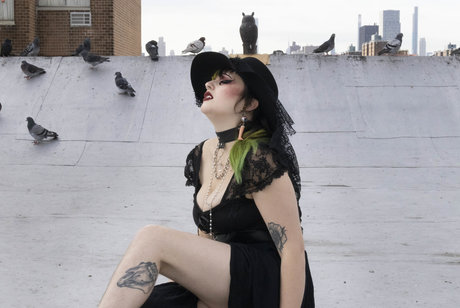 Saint Samara Saturn model naked images