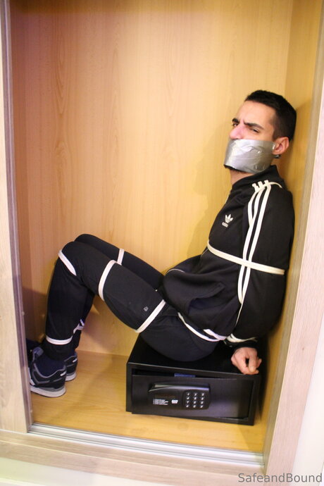 Safe and Bound pornstar xxx galleries