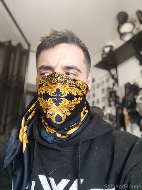 Safe and Bound star perfect photos