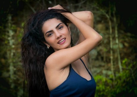 lorens sexy star pic