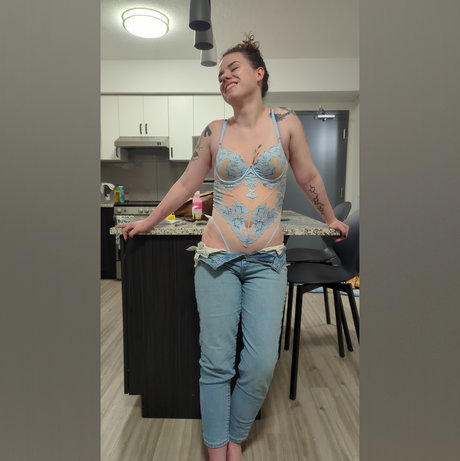 Leanne rude clown_ pornstar sexy image