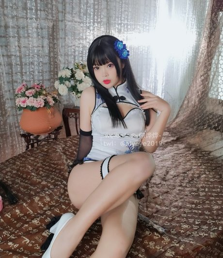 influencer girls onlyfans naked pictures