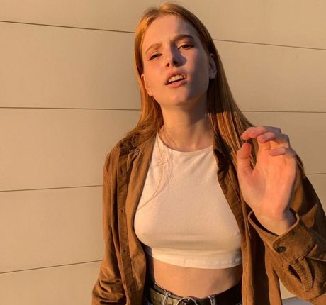 Katya Sitak model adult image