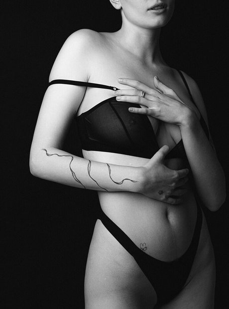 anal wife onlyfans naked pic