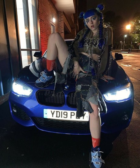 Ashnikko porn star pic