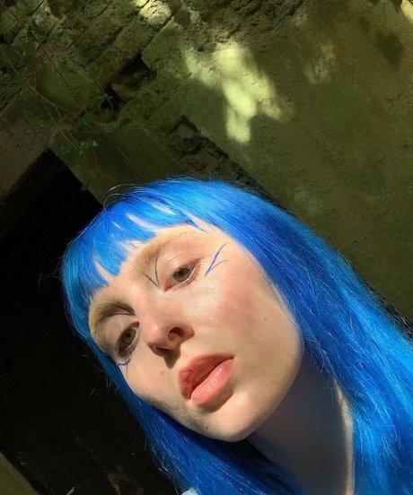 Ashnikko model naked galleries