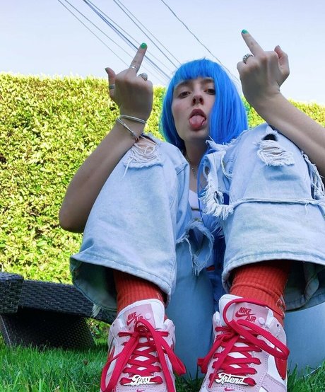 Ashnikko sex star pics