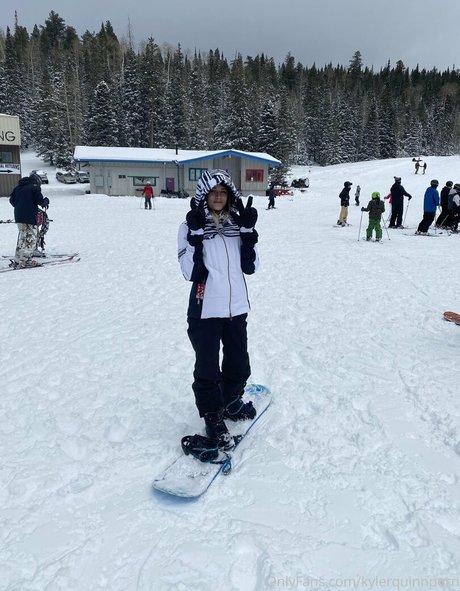 kylerquinnporn pretty model photo