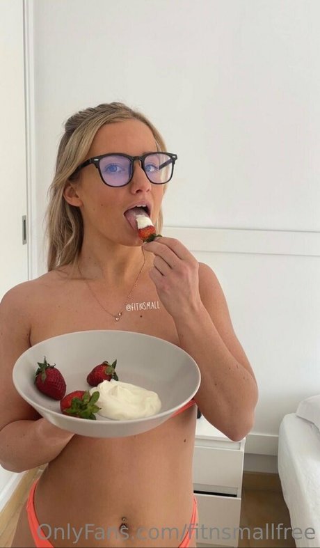 fitnsmallfree sexy model pics