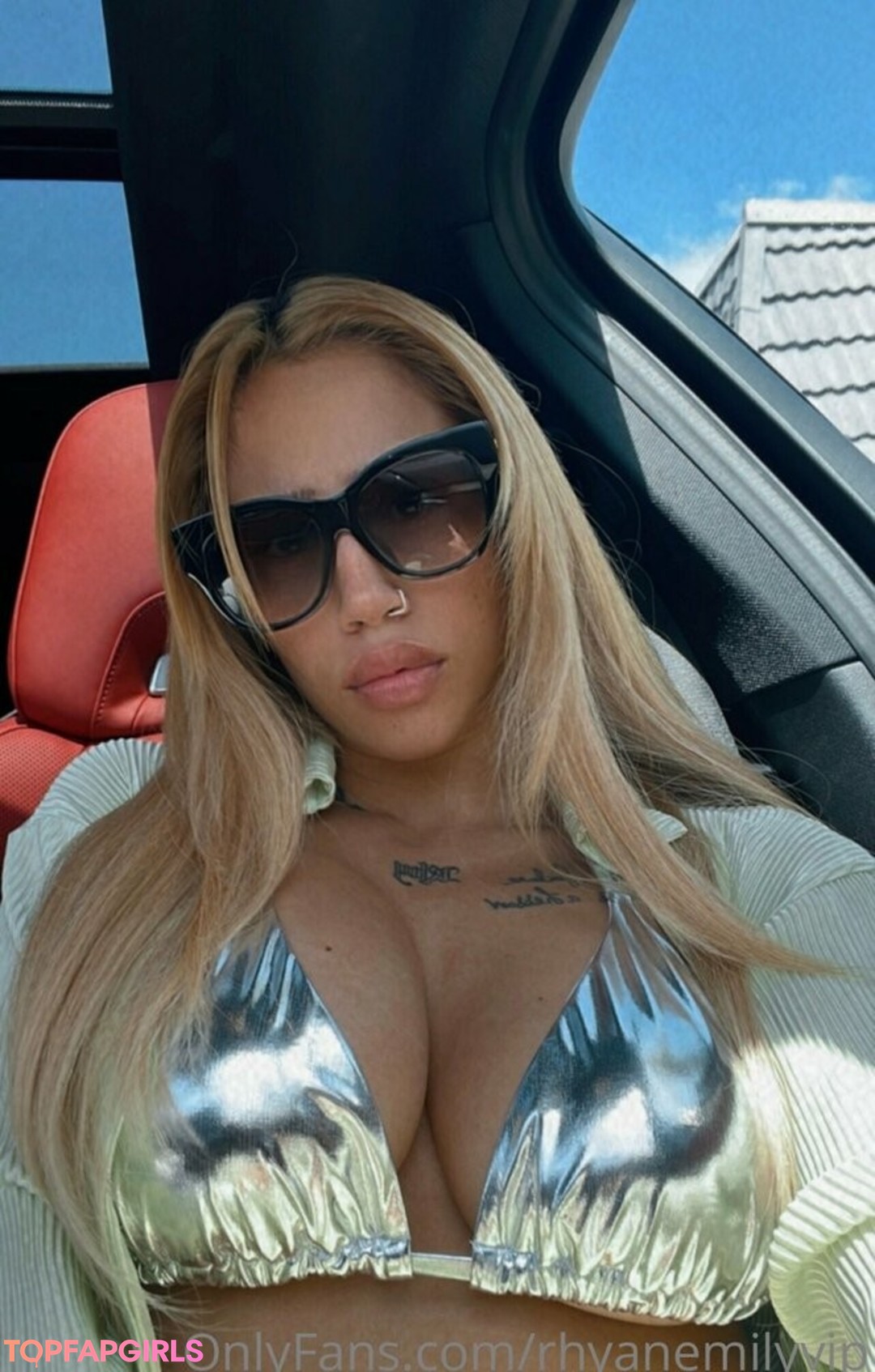 emilyywild1 sex model img