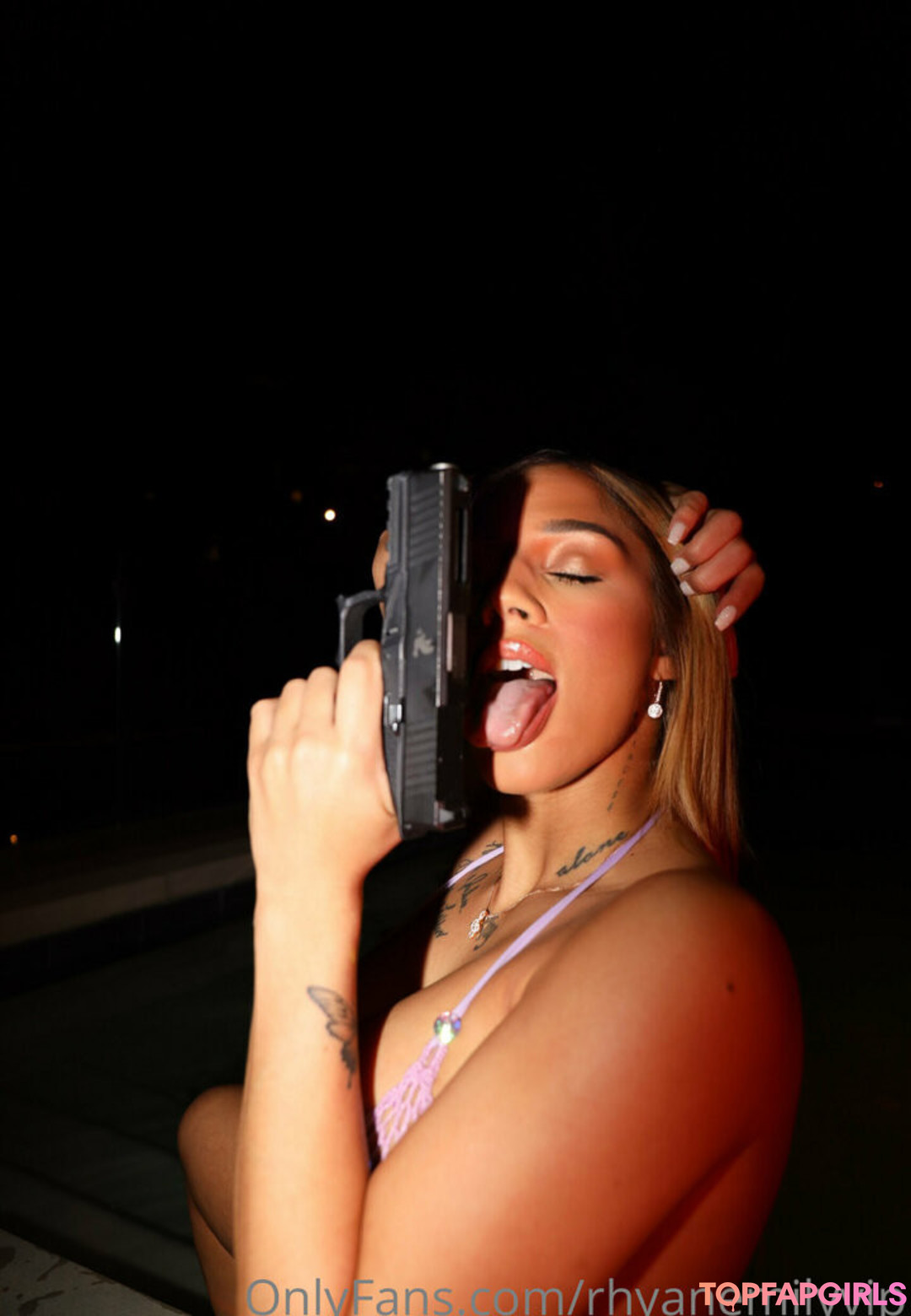 emilyywild1 nudes model images