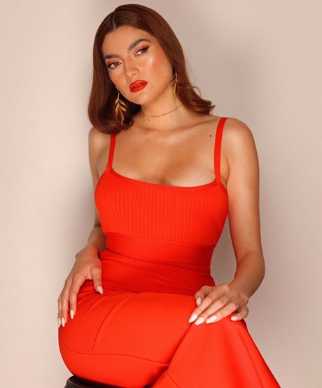 Blanca Blanco erotic model galleries