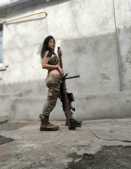 modeltechie exclusive actress pics