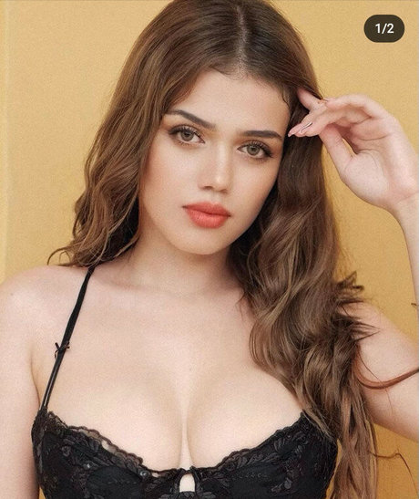 cute babe onlyfans free nude galleries