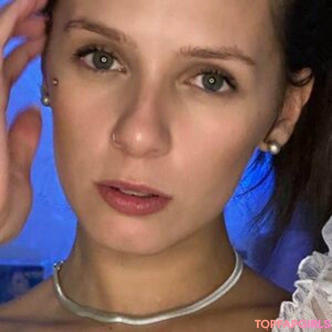 babylizz pornstar pretty pics