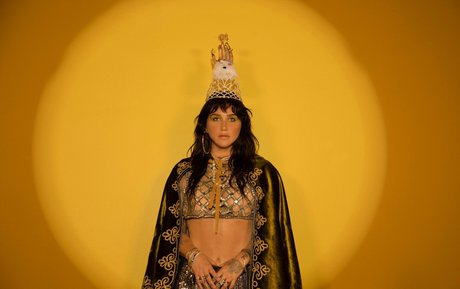 KeshaRose pornographic star photo