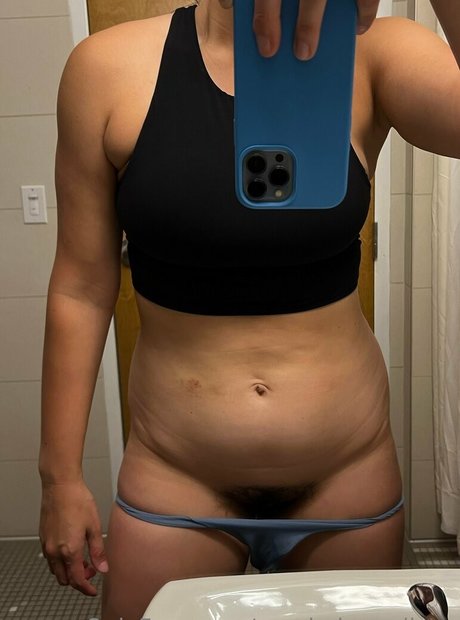 yourbabyemilyyy Quick photo