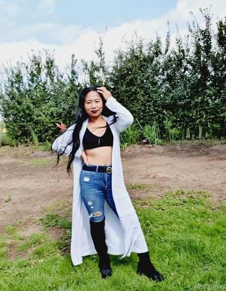 msspinay model nude images