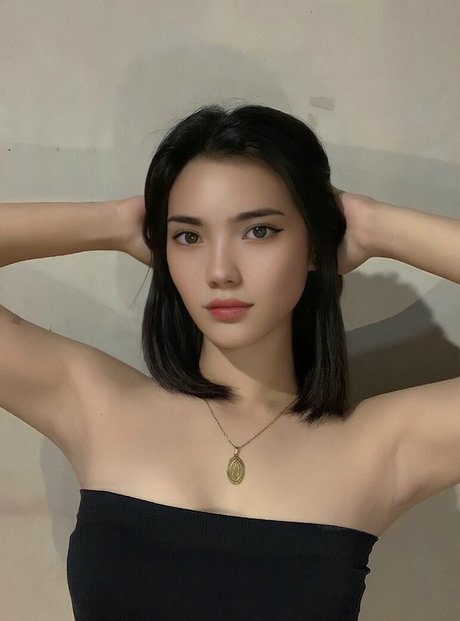 asdfghjkxtna hot actress image