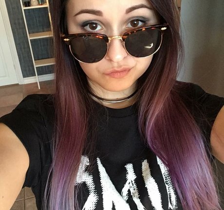 Wanjin best actress photos