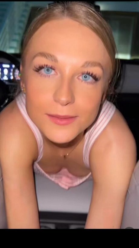 Snowwolf jku erotic model images