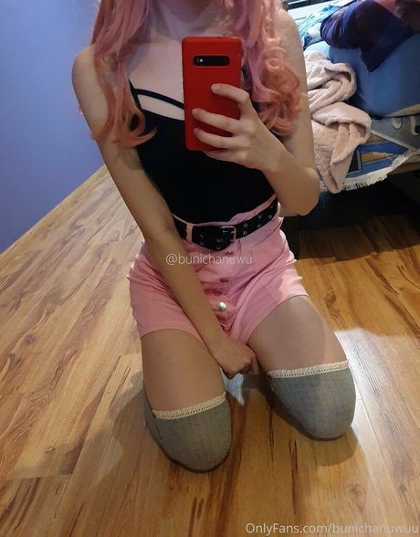 bunichanuwuu art model pictures