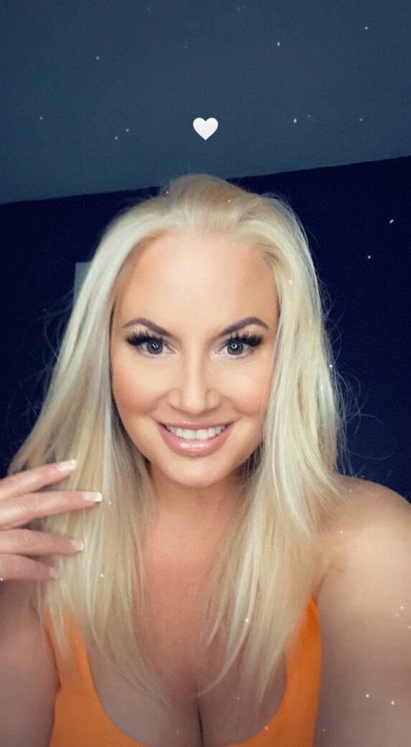 latina solo onlyfans sex images