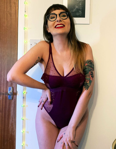 tlpxo art star galleries