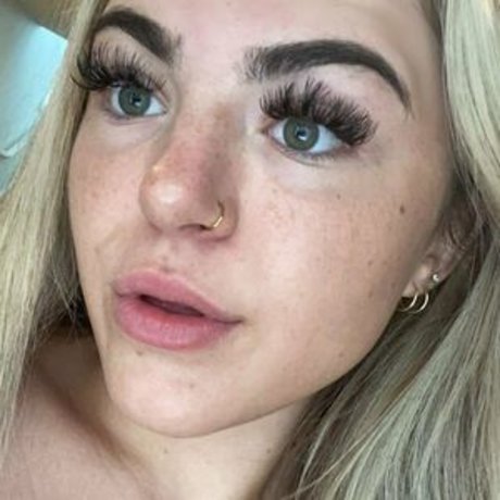 caitlynbabyxx model free picture