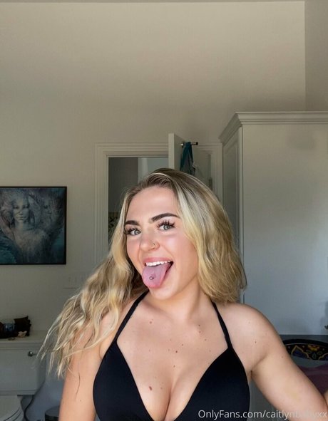 caitlynbabyxx pretty actress gallery